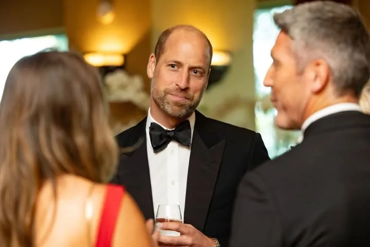 Príncipe William se torna o membro mais rico da família real britânica