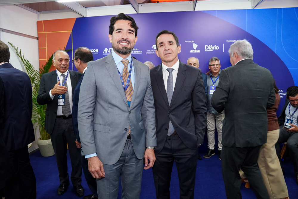 Rholden Queiroz E Júlio Saraiva