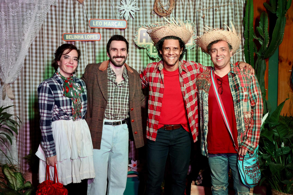 Roberta Brisson, Lucas Drummond, Wendell Bendelack E Rodrigo Fagundes 8123