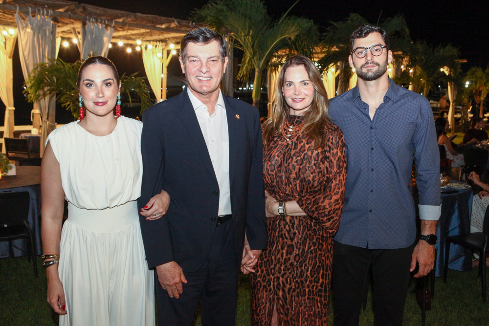 Sara, Cid, Joyce E Cid Filho Marconi (2)