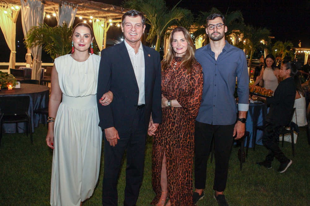 Sara, Cid, Joyce E Cid Filho Marconi (4)