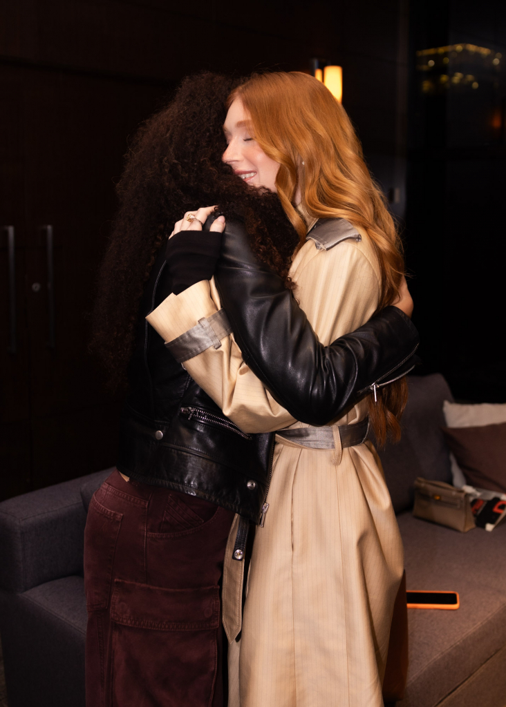 Tais E Marina