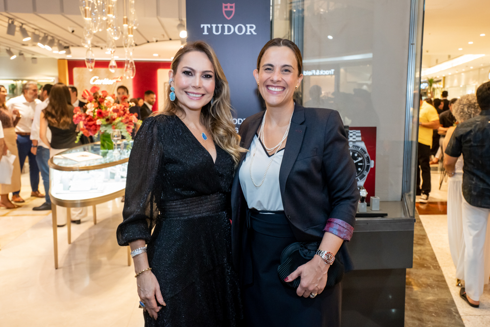 Talynie Mihaliuc E Ana Cecília Silva