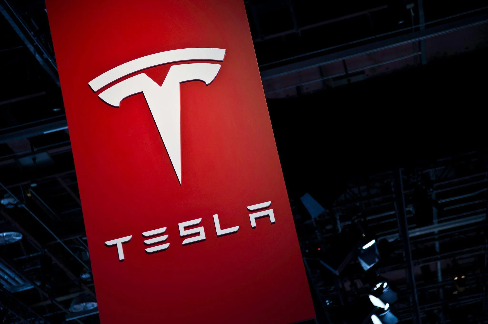 Tesla e NatPower anunciam parceria para projeto de baterias de até US$ 5 bilhões na Europa