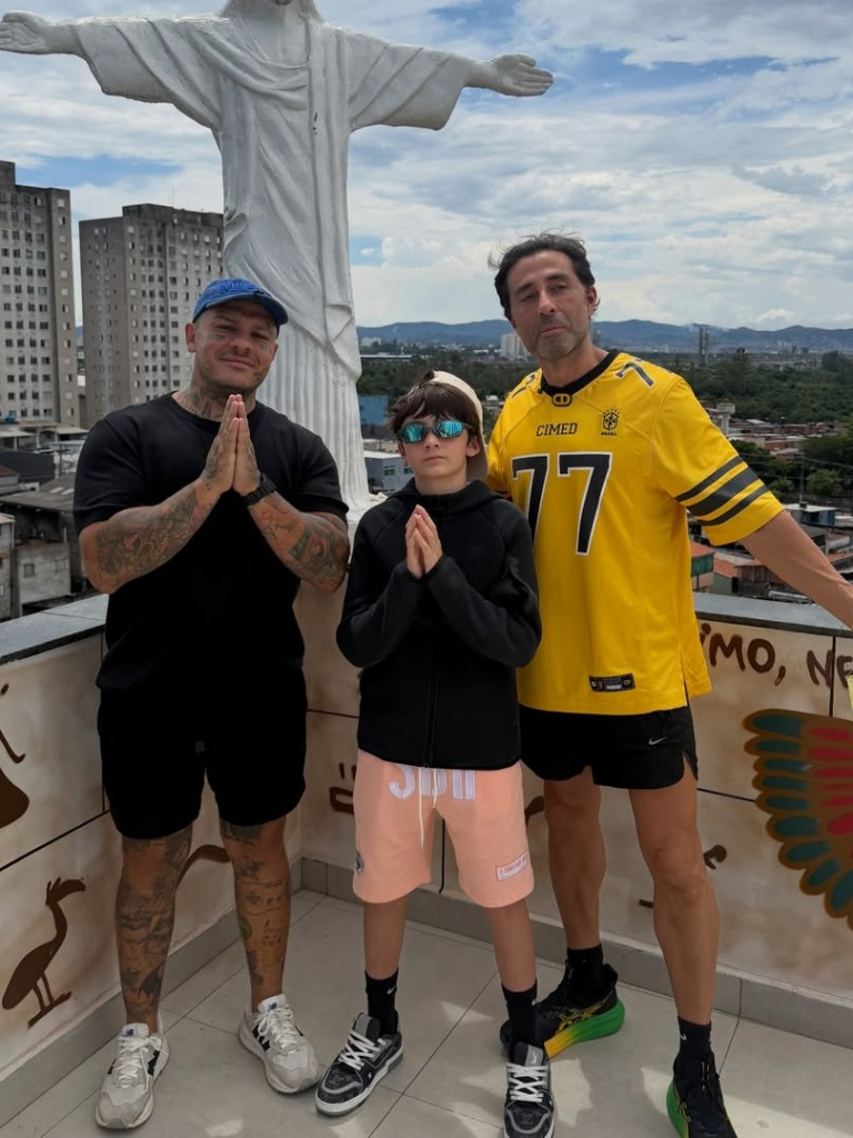 Toguro, João Pedro E João Adibe