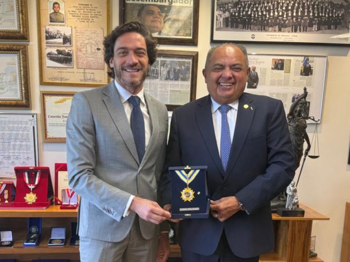 Vicente Braga E Teodoro Silva Santos