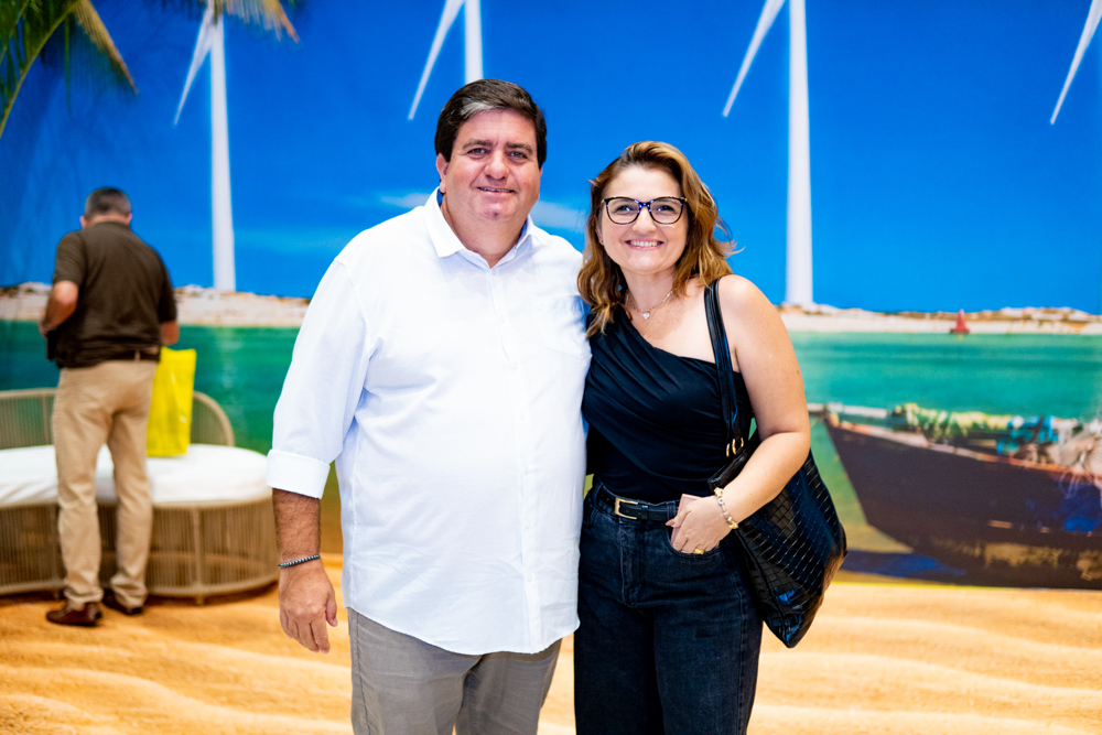 Victor Lesser E Leirinete Queiroz