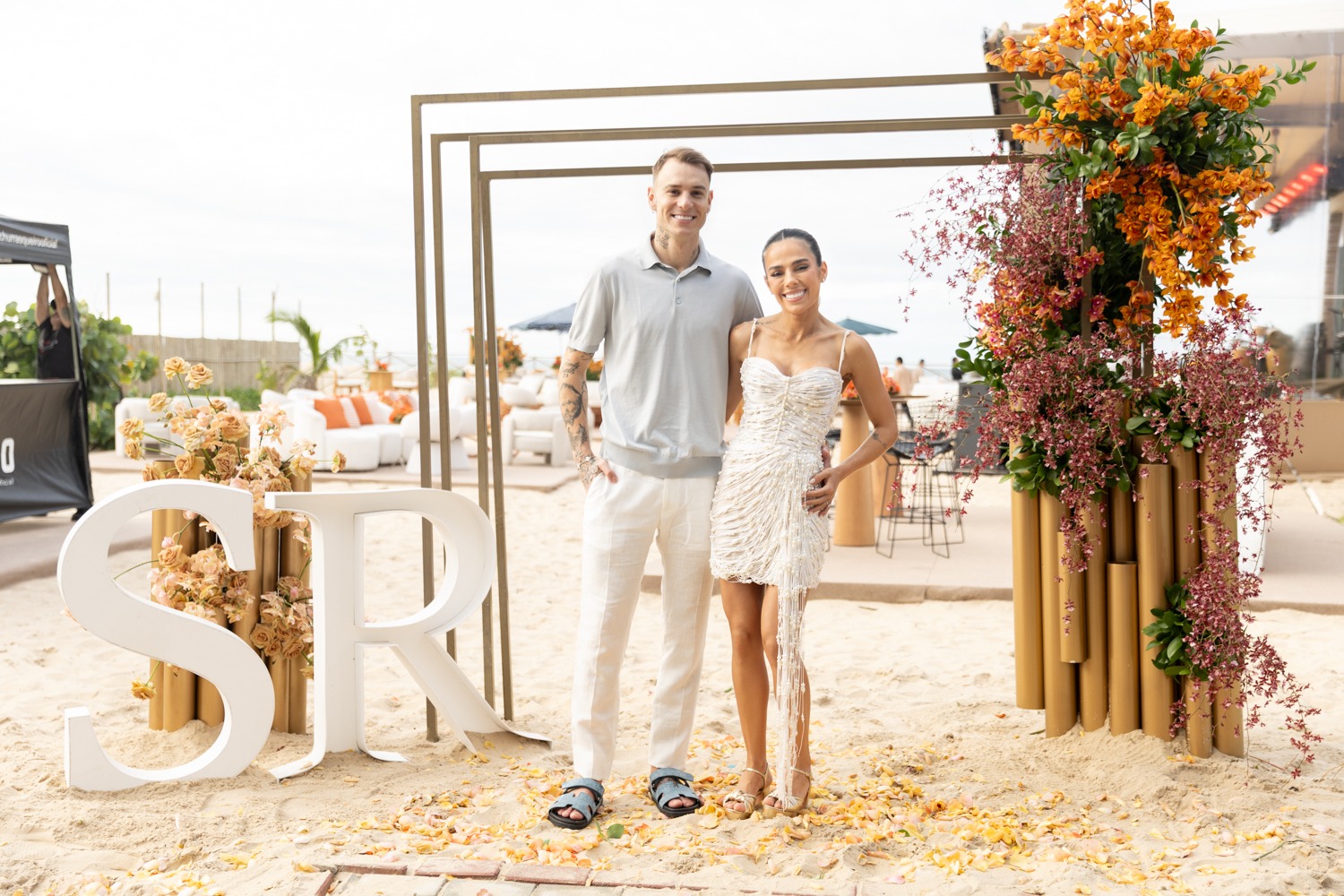 Taíba se destaca no circuito de destination weddings com celebração de Roger e Sindy Guedes