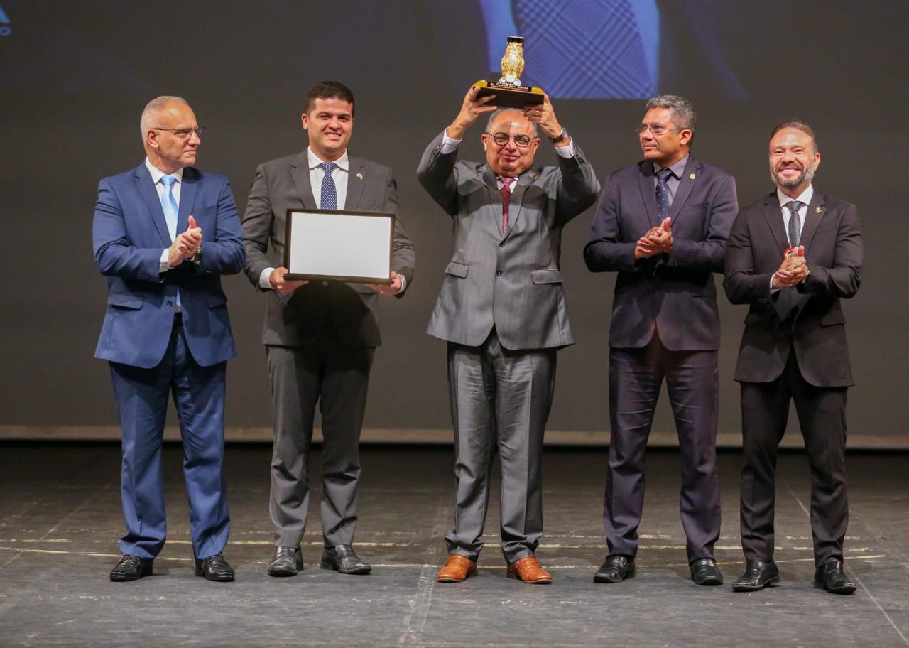 AESP-CE celebra 15 anos e reúne autoridades em debate sobre segurança pública