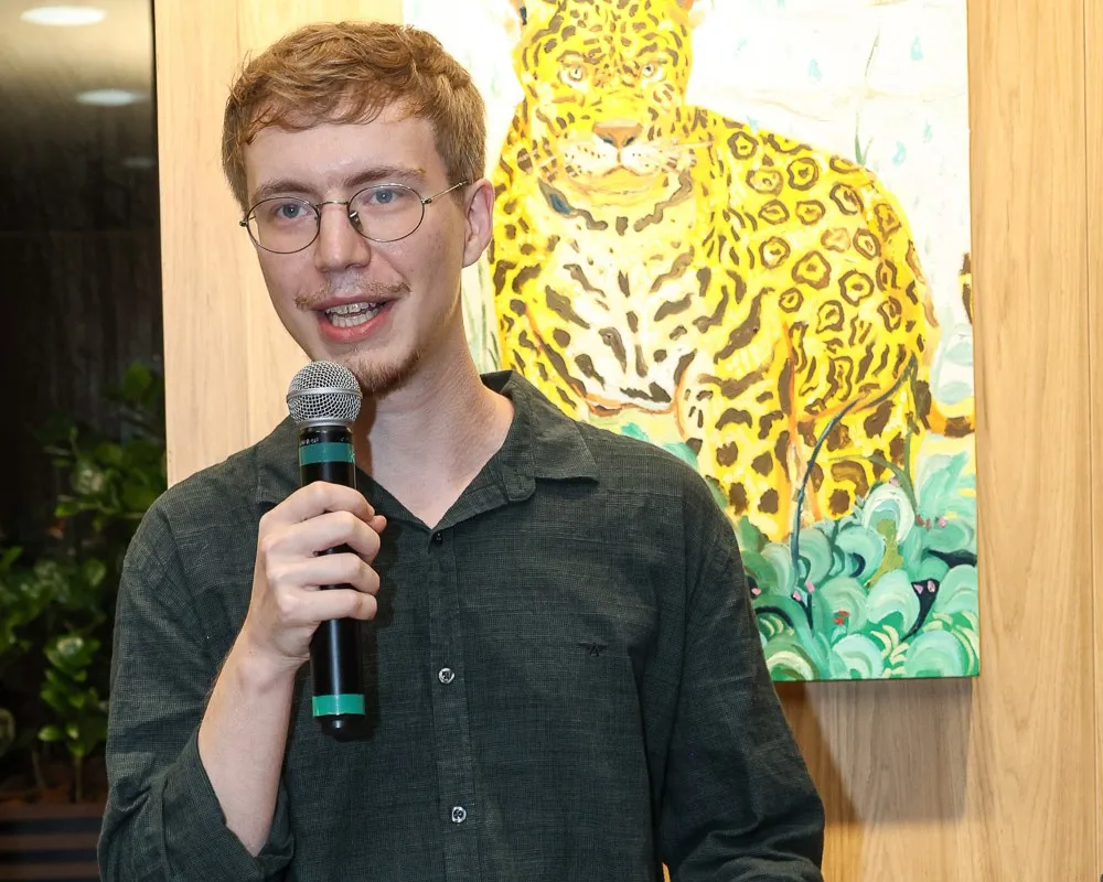 Fairmont Rio transforma o lobby em galeria com a exposição “ALMA”, de Antonio Kuschnir