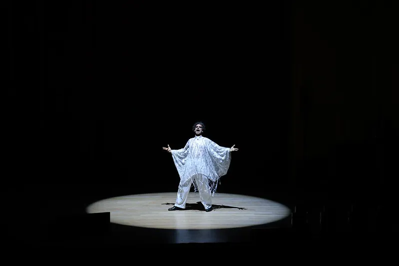 Palco histórico - Teatro Castro Alves volta à cena em noite de prestígio e celebração da cultura
