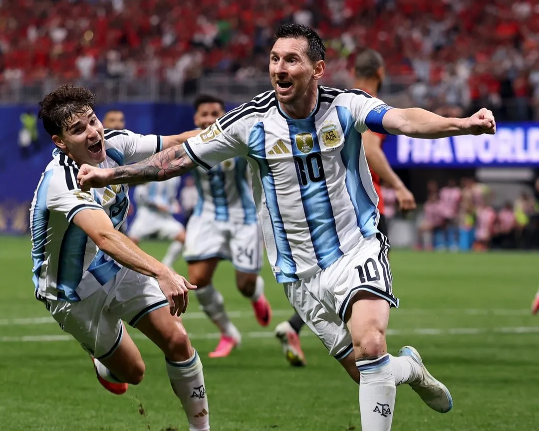 Messi lidera a virada da Argentina sobre o Egito e garante vaga nas quartas de final da Copa do Mundo