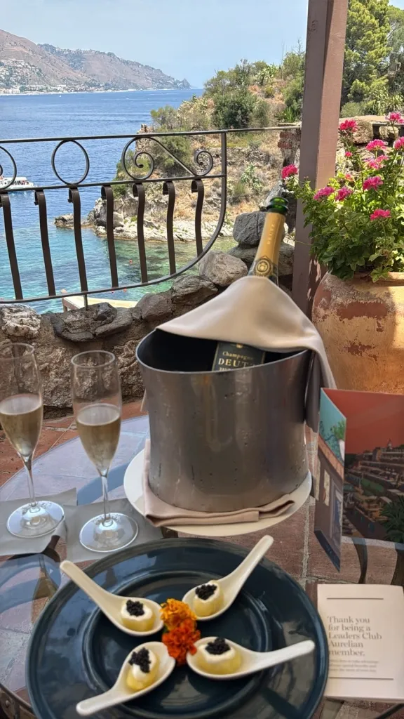 Champagne E Caviar No Atlantis Bay
