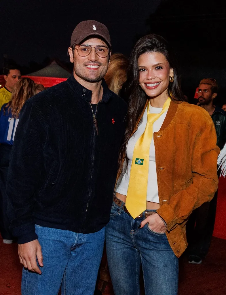 Daniel Rocha E Vitória Estrada