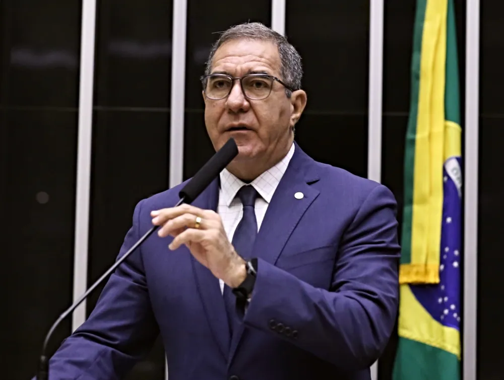 Câmara cria Comenda Padre Cícero para homenagear líderes do desenvolvimento