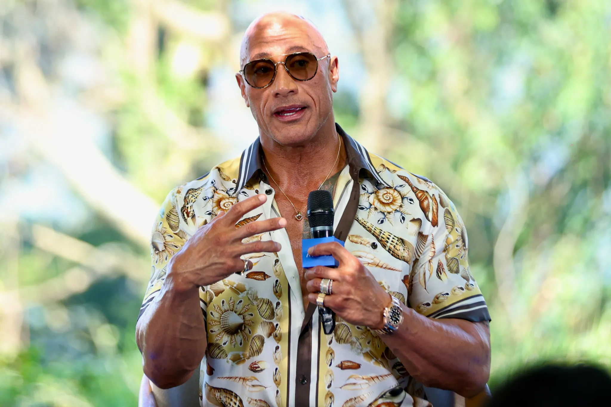 Dwayne Johnson divulga o live-action de Moana, canta ao vivo e declara torcida ao Brasil na Copa de 2026