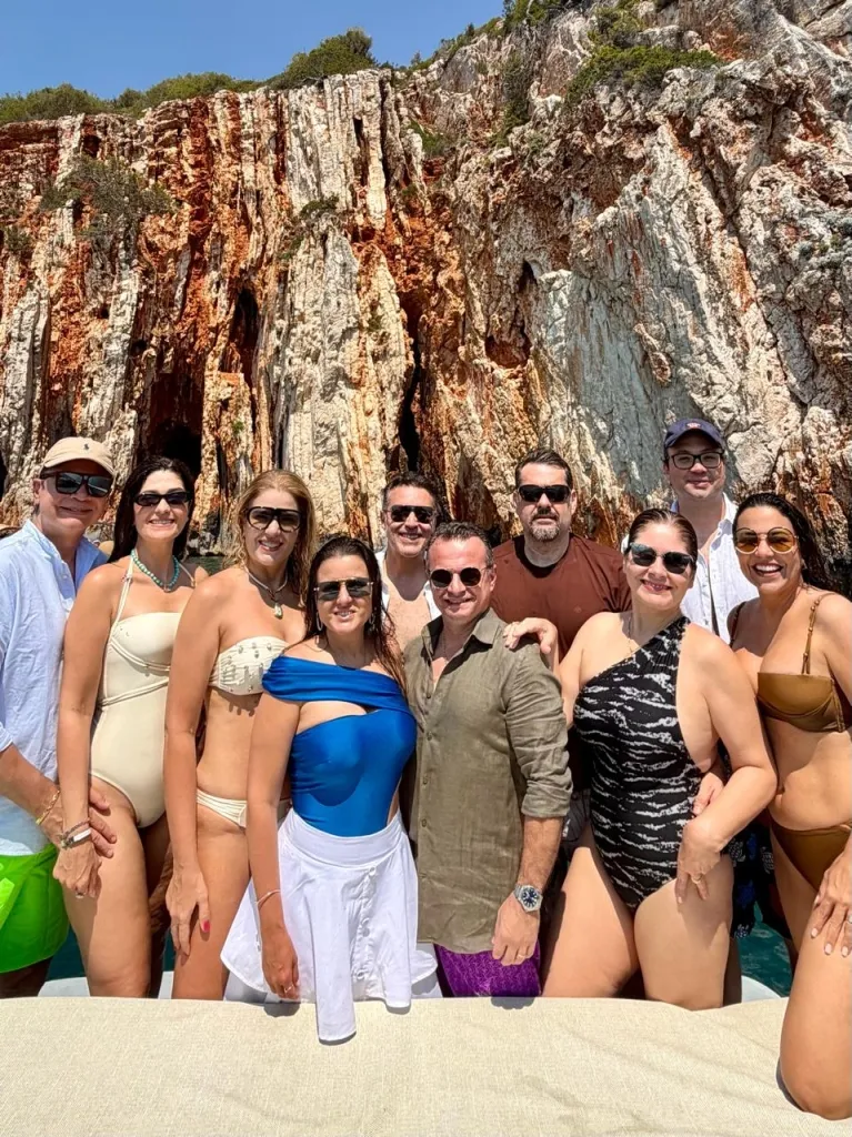 Evilazio Leobino, Carla Leobino, Rochelle Parente, Guarany Arruda, Juvenal Linhares, Manu Linhares, Walter Neto, Luciana Araújo, Thiago Façanha E Camila Nascimento