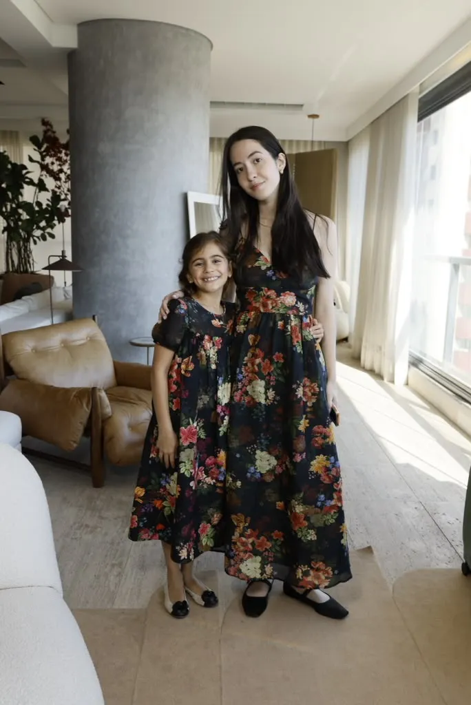 Livia Amaral E Julia Benevides