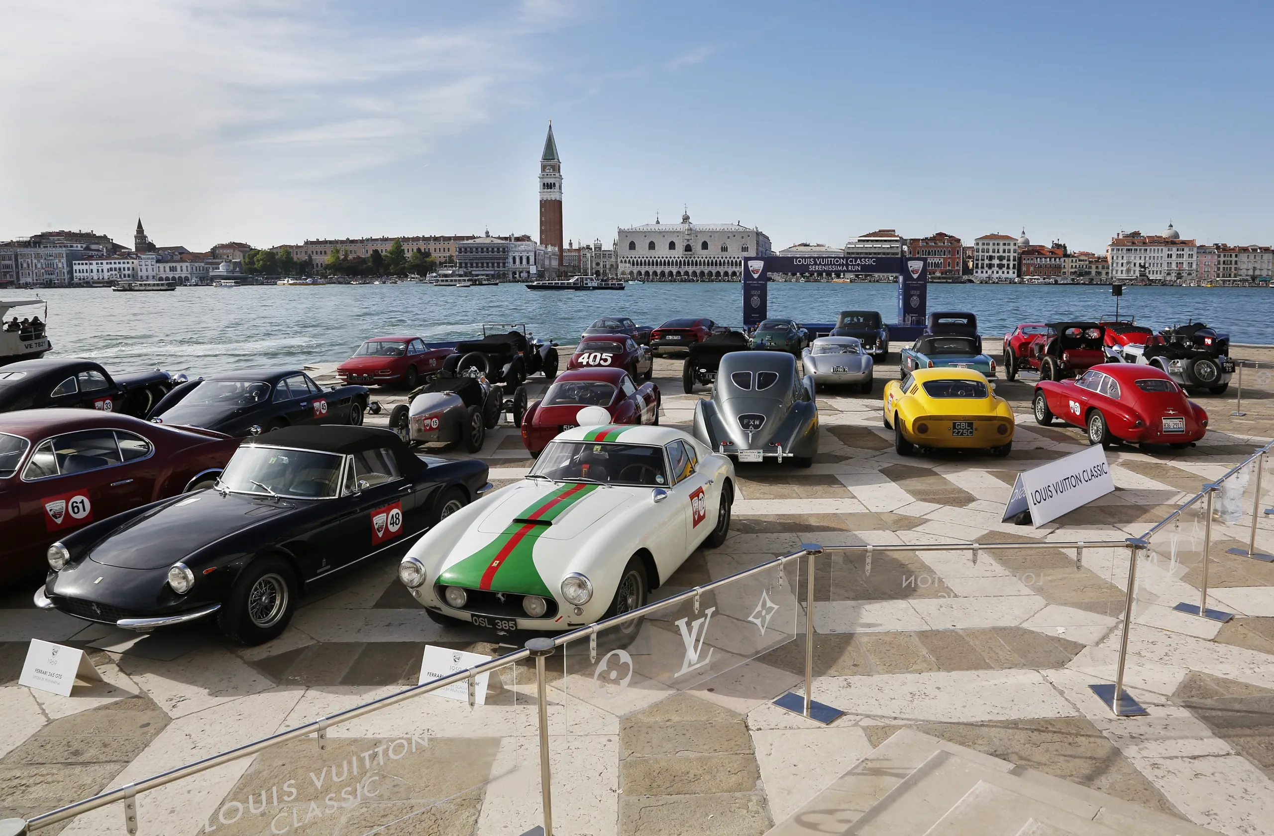 Louis Vuitton reúne colecionadores e carros clássicos na Itália com a Dolomites Classic Run 2026