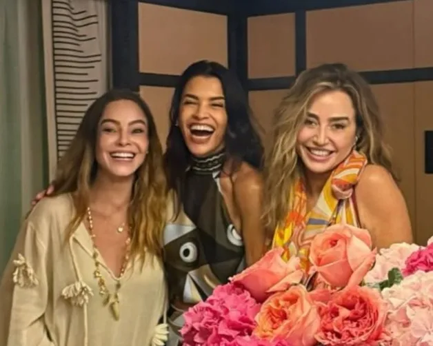 Nora Teixeira vive a temporada de Saint-Tropez entre experiências da Dior e encontros a bordo