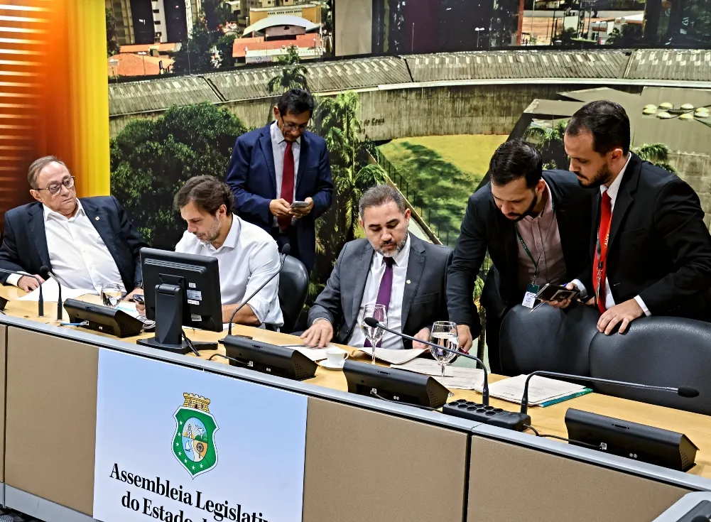 Projeto da LDO de 2027 avança na Alece e antecipa prioridades fiscais do Ceará