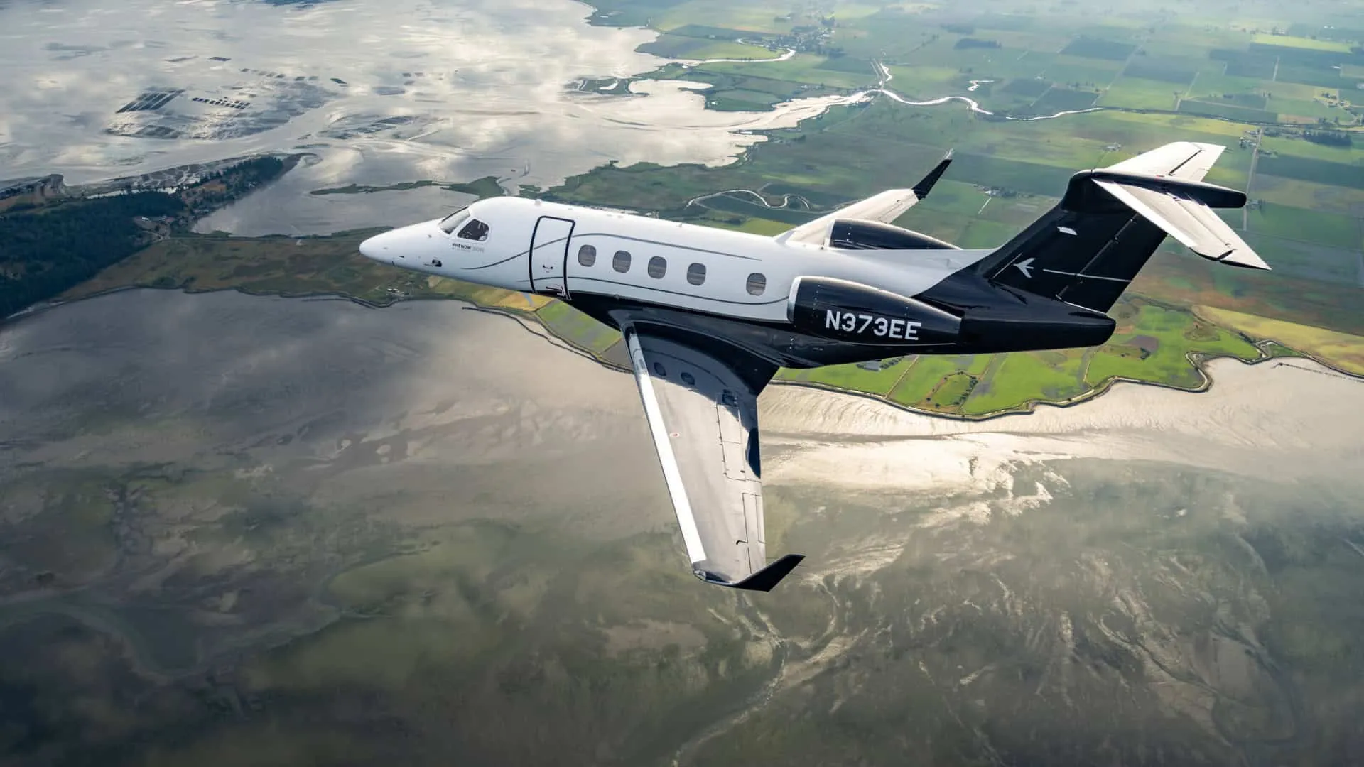 Embraer leva pouso automático ao Phenom 300EV e amplia aposta em segurança na aviação