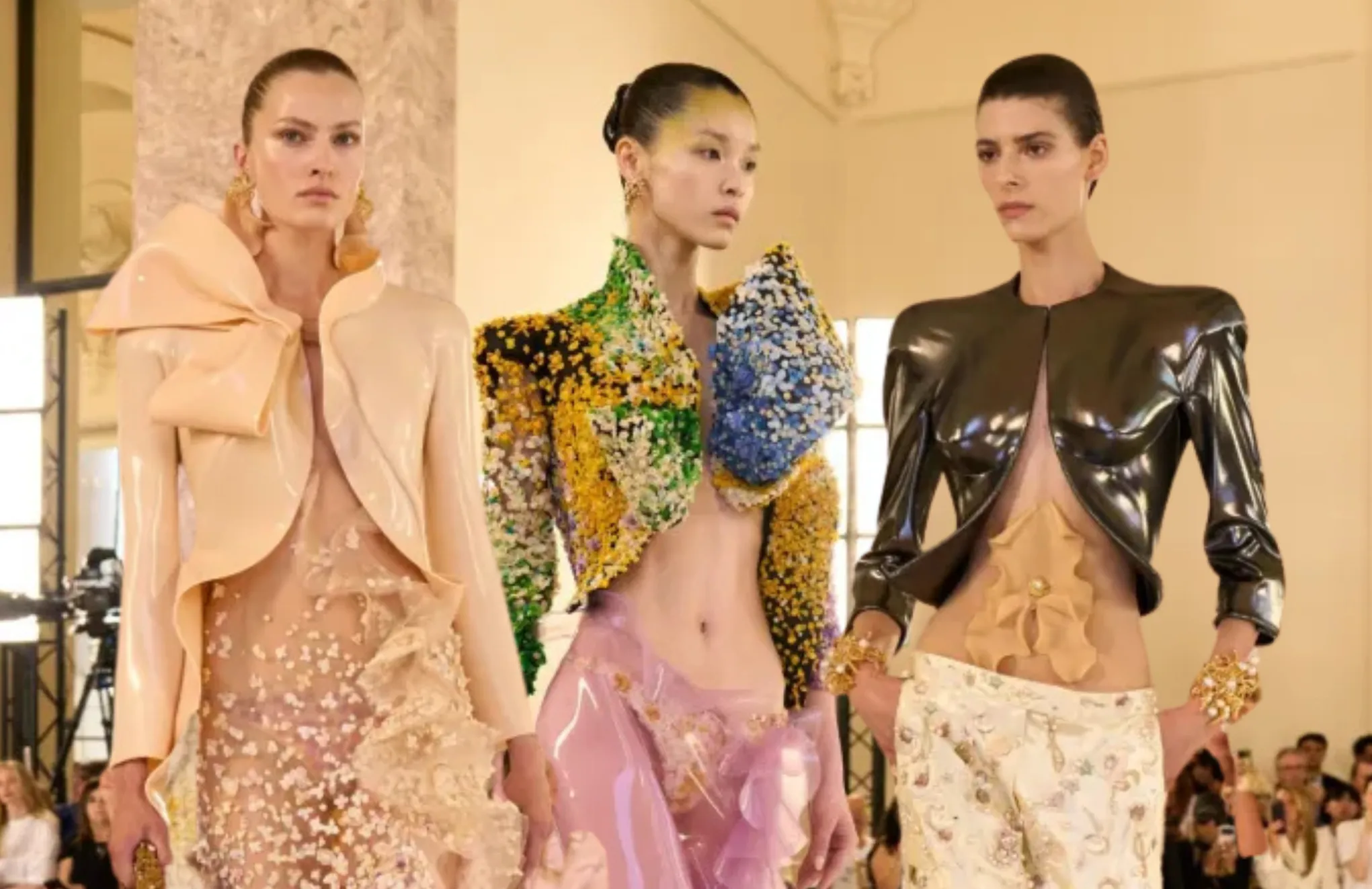 Na abertura da Semana de Alta-Costura de Paris, Schiaparelli desafia os códigos da moda