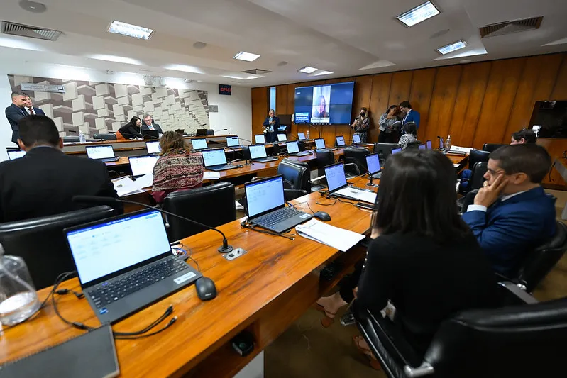 Congresso Nacional avança para blindar microcrédito da inflação