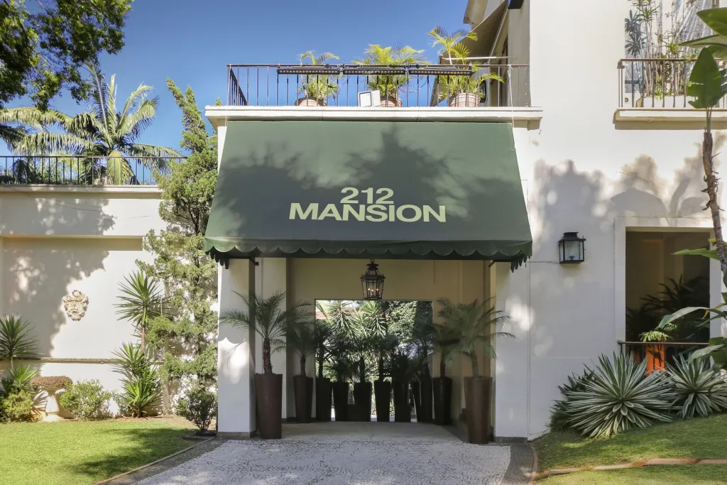 212 Mansion (8)