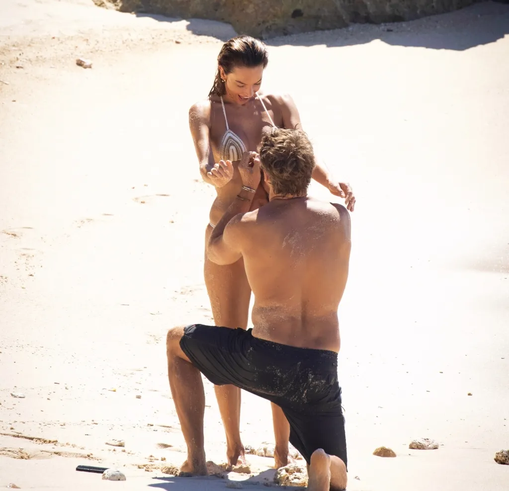 Alessandra Ambrosio E Buck Palmer (7)