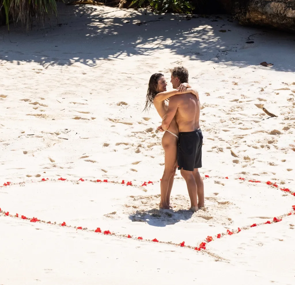 Alessandra Ambrosio E Buck Palmer (9)