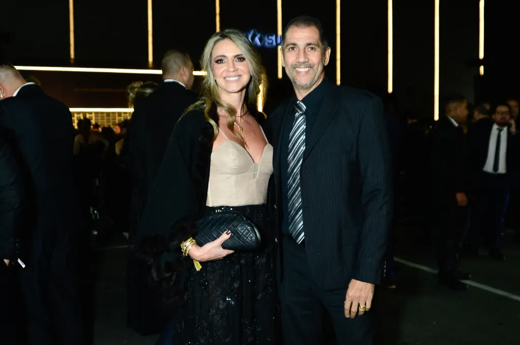 Ana Rosa Loba E Giovanni Silva