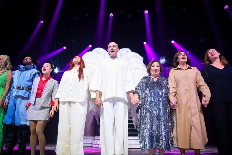 Espetáculo “Meu Filho é um Musical” estreia em São Paulo e transforma a memória de Paulo Gustavo em homenagem nos palcos