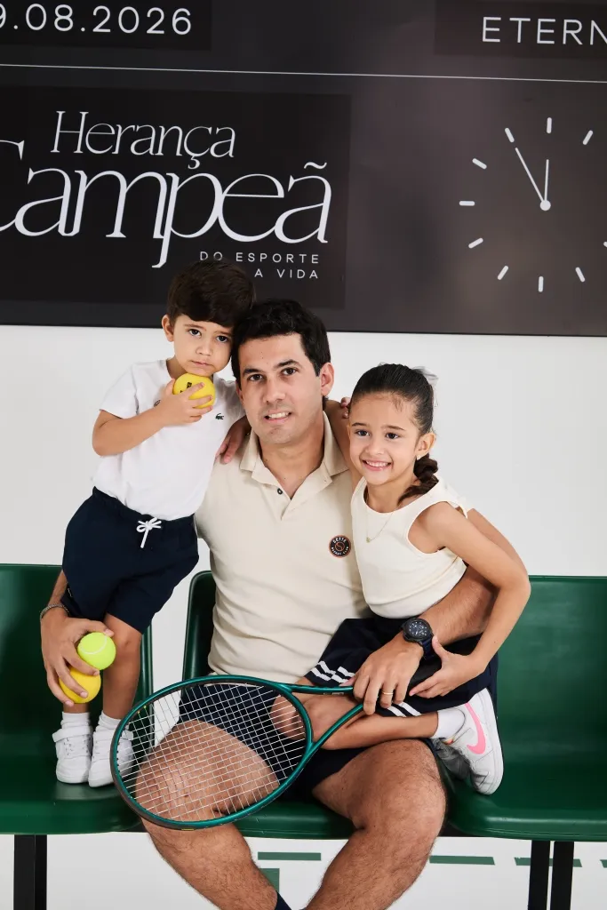 Artur Bezerra Com Os Filhos (2)