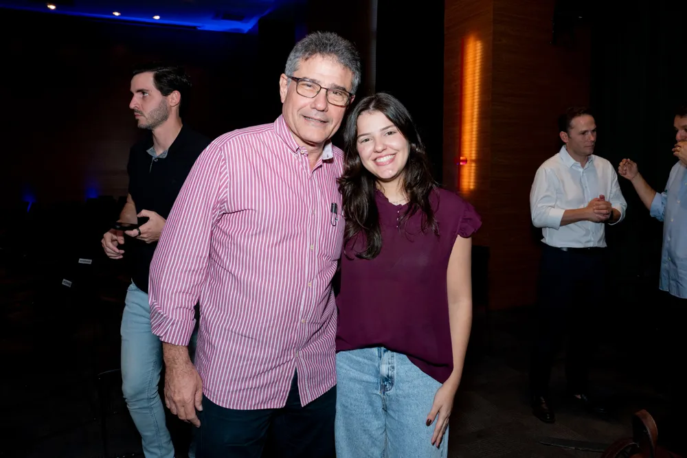 Barros Neto E Eduarda Prudêncio