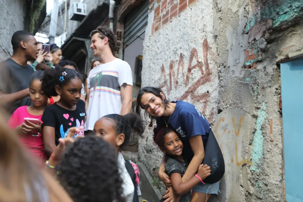 Bruna E Shawn Visitam Casa Amarela Créditos Maurício Hora (10)