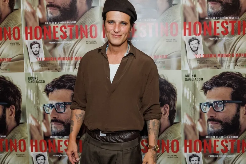 CINEMA E MEMÓRIA - Bruno Gagliasso protagoniza “Honestino” e reúne convidados em pré-estreia em São Paulo