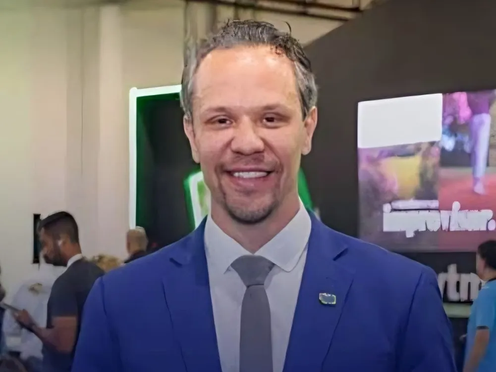Presidente da Embratur participa de ação visando promover a Rota das Emoções