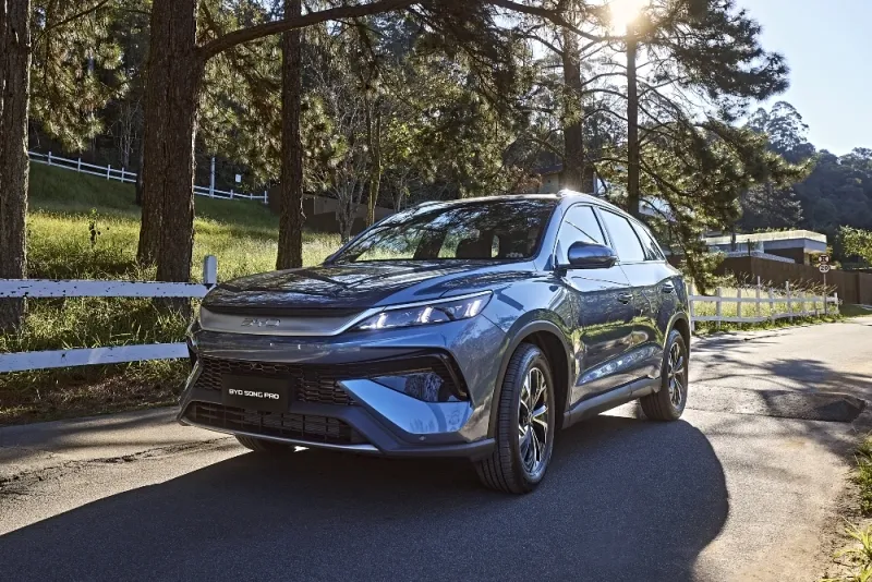 HÍBRIDO PLUG-IN - BYD Carmais apresenta o Song Pro Flex em VIP Day simultâneo no Nordeste