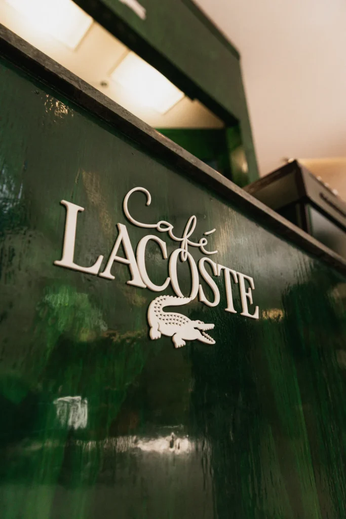 Café Lacoste (7)
