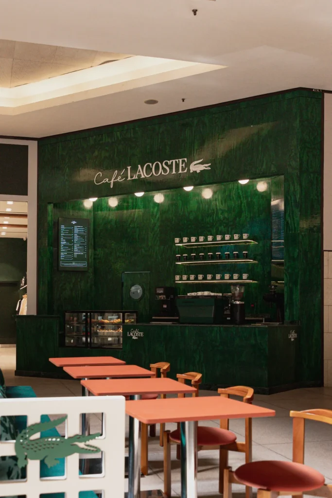 Café Lacoste (8)