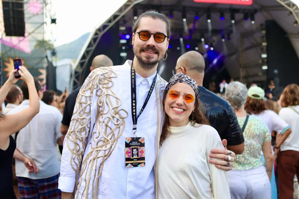 Caio Bucker E Letícia Viana