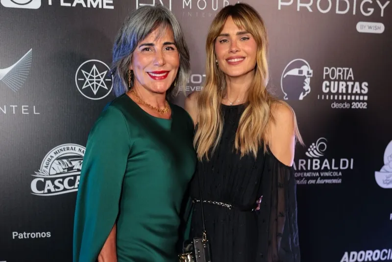 Prêmio Grande Otelo 2026 reúne estrelas no tapete vermelho e consagra produções brasileiras