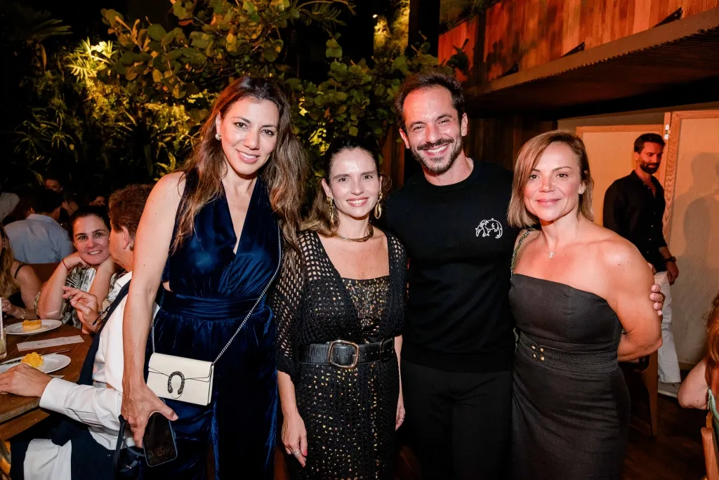 Carolina Filgueiras, Chris Biagioni, Roched Seba E Paula Simonsen, Sw