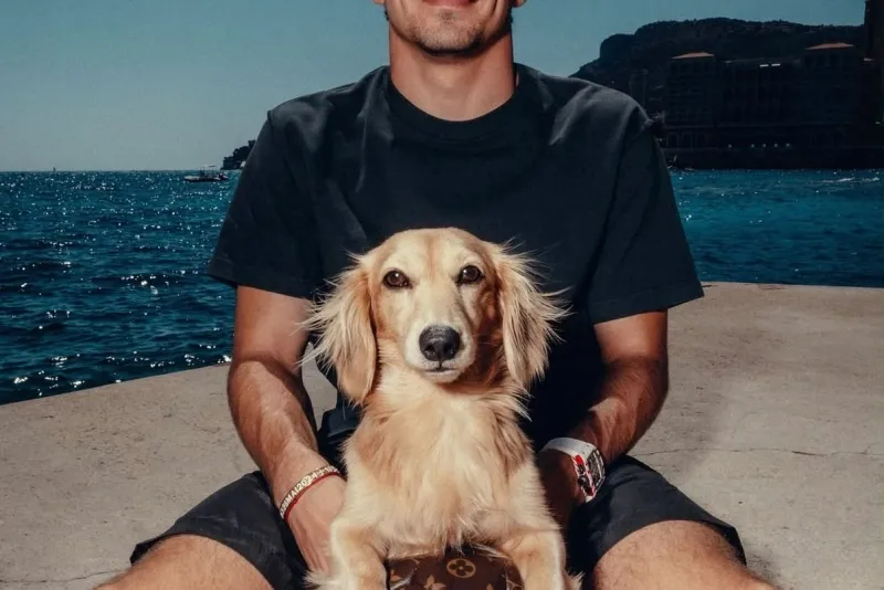 LUXO & SOLIDARIEDADE - Charles Leclerc estrela campanha da Louis Vuitton que celebra 10 anos de parceria com a UNICEF