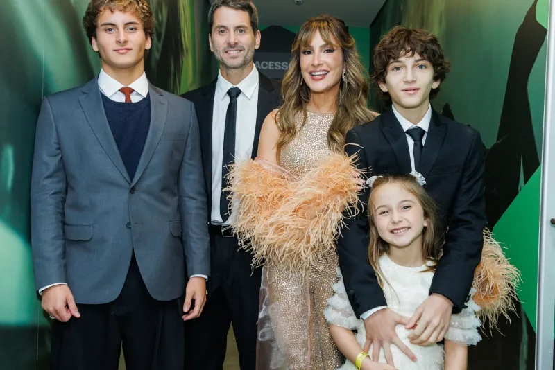 Noite beneficente - Leilão do Instituto Neymar Jr. transforma São Paulo em palco da filantropia e das celebridades