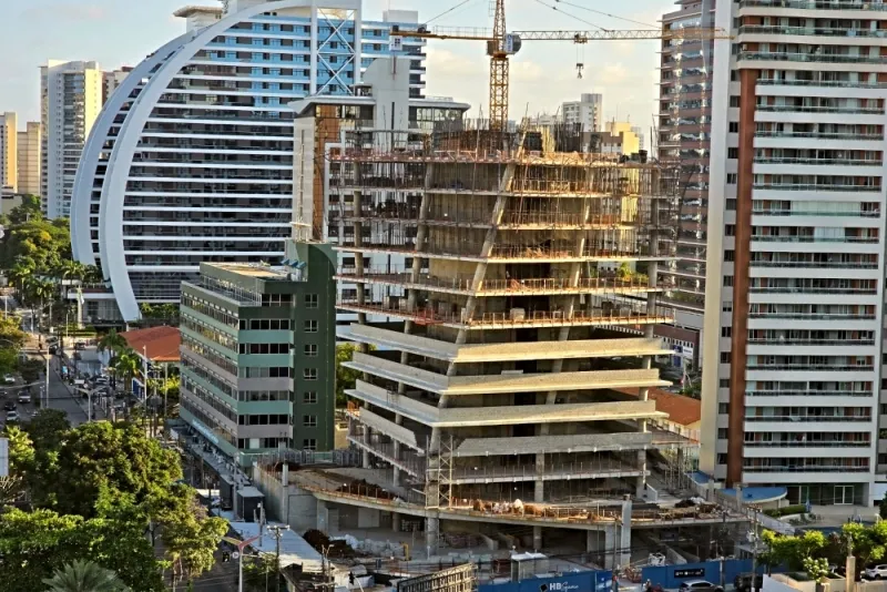 Construção cearense acelera, recupera confiança financeira e amplia contratação