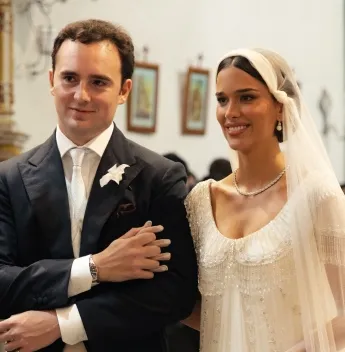 Theresa Fonseca e Gustav von Fürstenberg unem referências brasileiras e alemãs em casamento realizado em Paraty