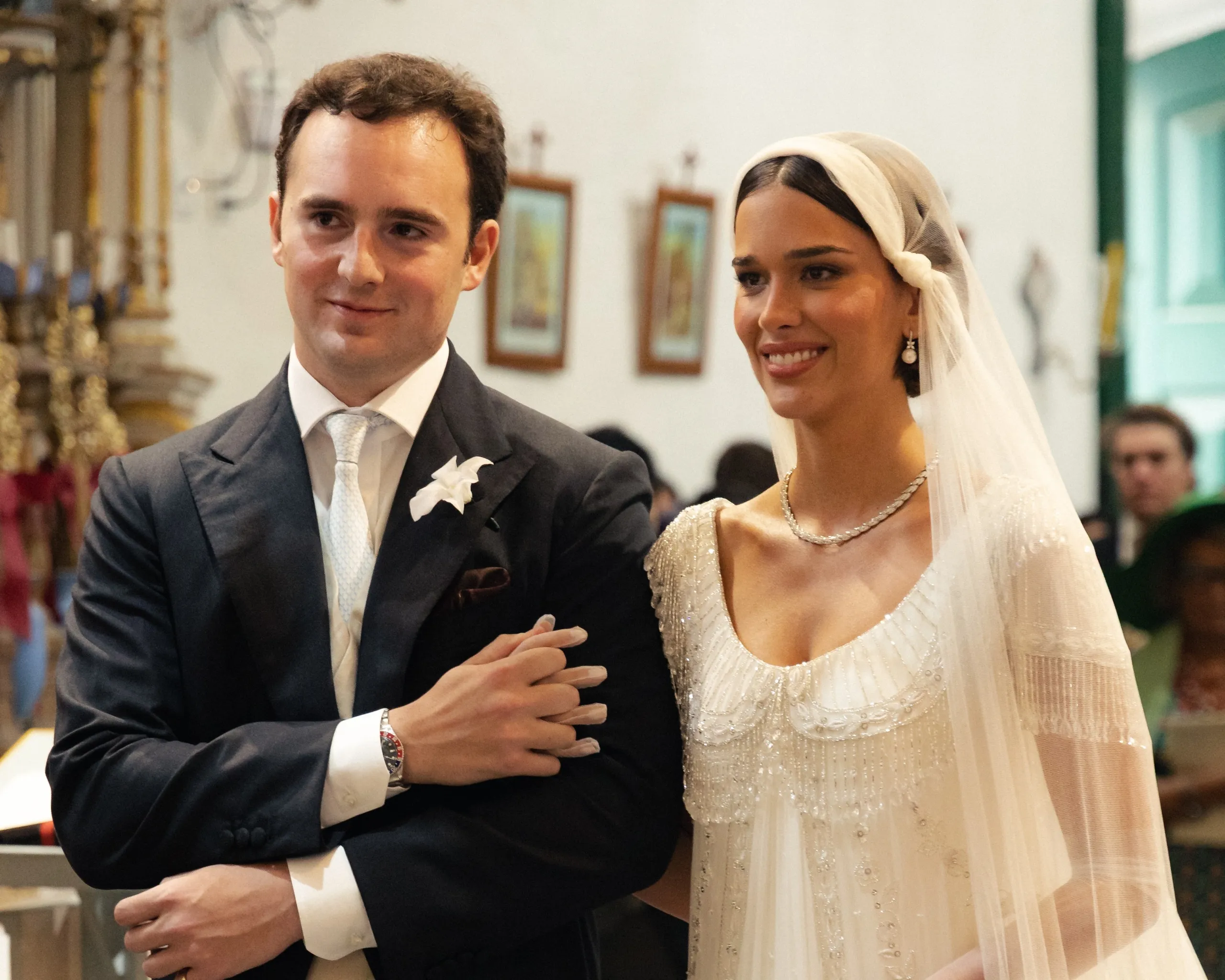 Theresa Fonseca e Gustav von Fürstenberg unem referências brasileiras e alemãs em casamento realizado em Paraty