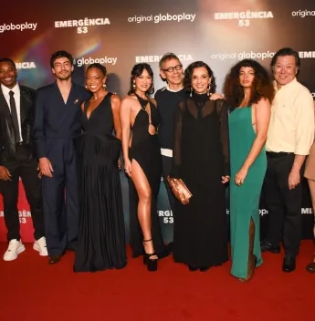 Elenco de “Emergência 53” apresenta nova aposta do Globoplay em noite de estreia em São Paulo